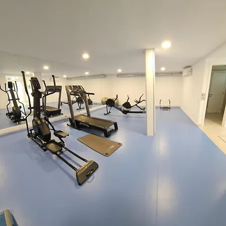 New Luxury Apartment, Sea View With Pool & Gym Apartamento *