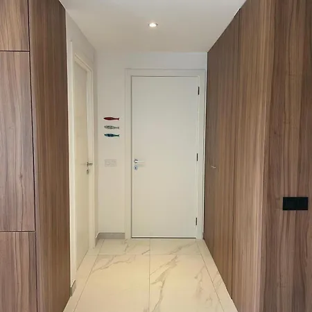 New Luxury Apartment, Sea View With Pool & Gym Apartamento Nazaré