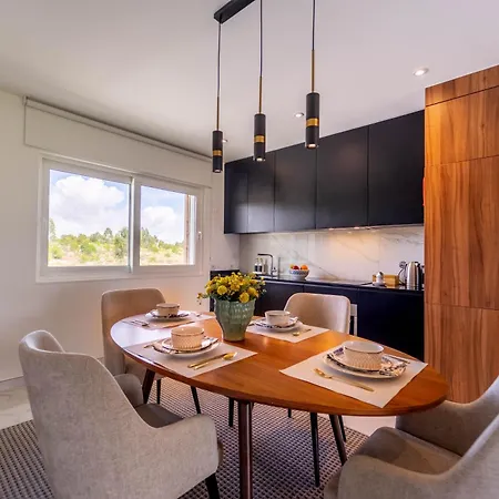 New Luxury Apartment, Sea View With Pool & Gym アパート ナザレ