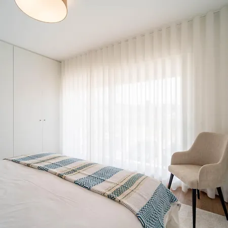 New Luxury Apartment, Sea View With Pool & Gym * ナザレ