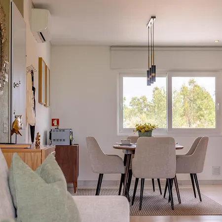 Apartment New Luxury Apartment, Sea View With Pool & Gym Nazare