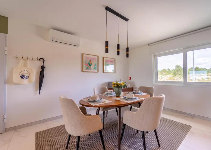 דירה New Luxury Apartment, Sea View With Pool & Gym נאזרה