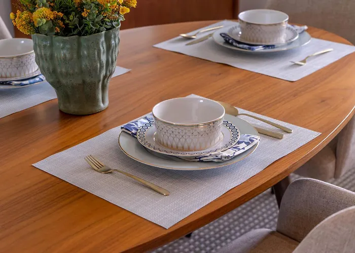 New Luxury Apartment, Sea View With Pool & Gym נאזרה