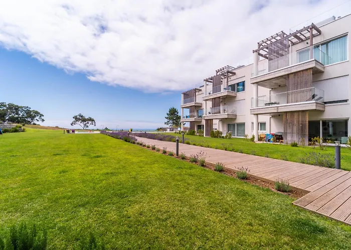 New Luxury Apartment, Sea View With Pool & Gym דירה נאזרה