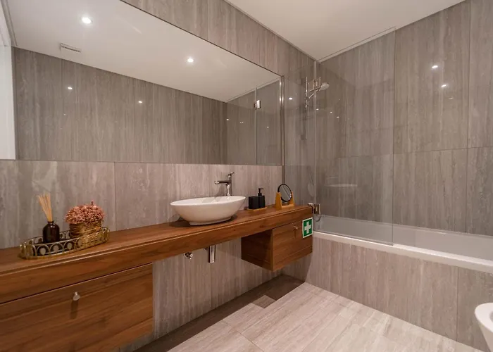 דירה New Luxury Apartment, Sea View With Pool & Gym *